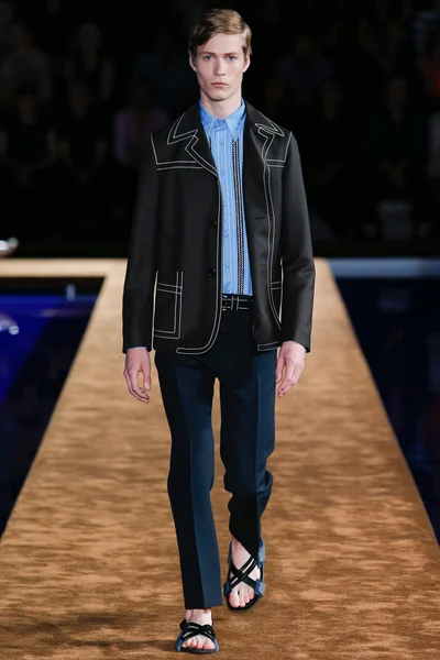 Look 42